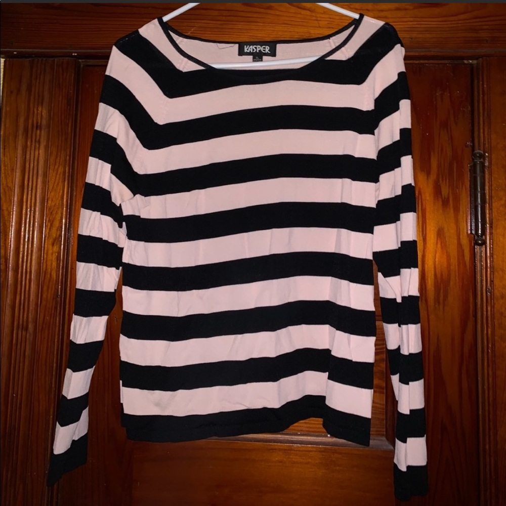 Jasper XL long sleeved light top